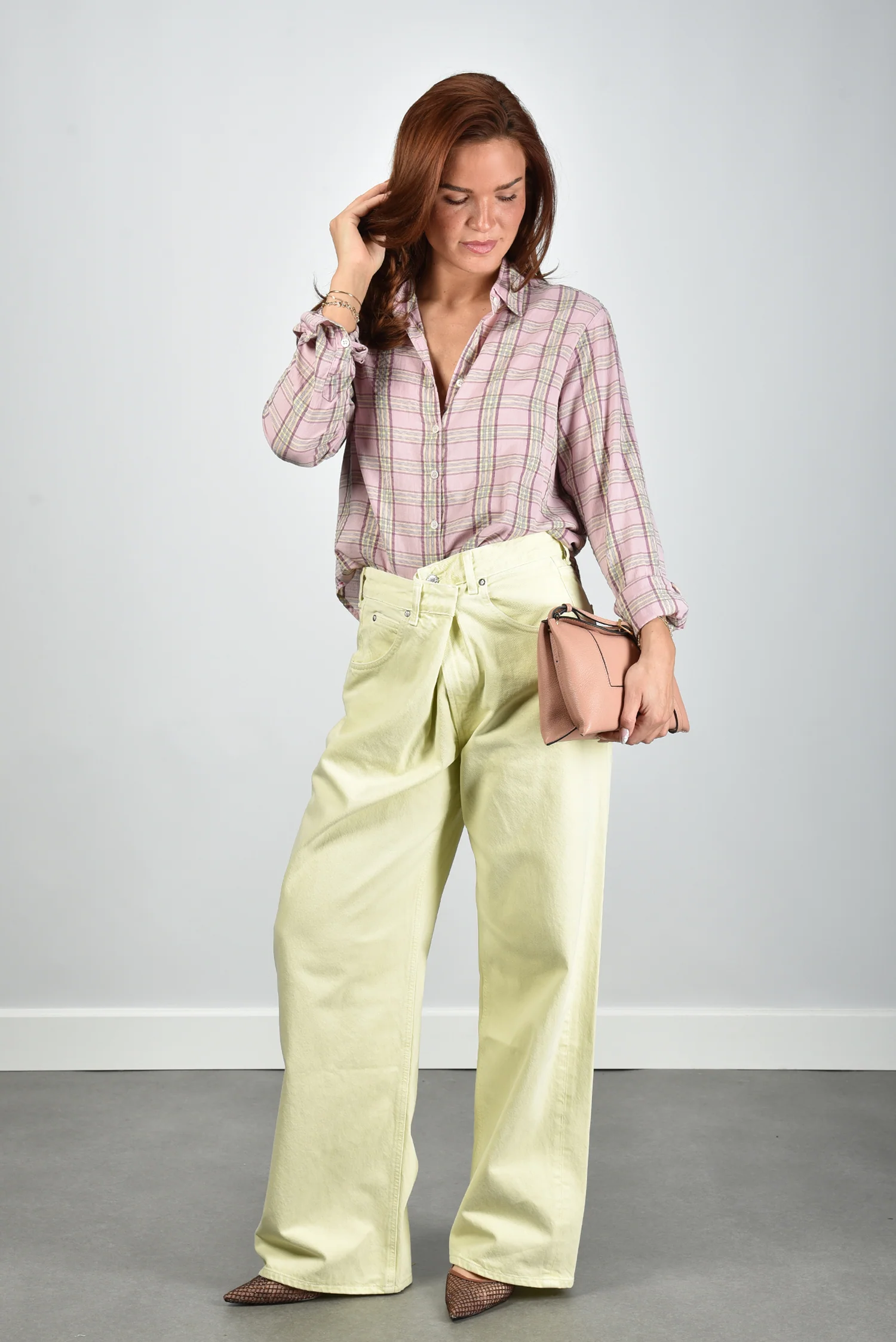 Agolde jeans Vana Fold A241-1934 lemon zest - 51Dnspod | Smaakvolle damp – Verzendkosten vrij vanaf 40€ Agolde jeans Vana Fold A241-1934 lemon zest - 51Dnspod | Smaakvolle damp – Verzendkosten vrij vanaf 40€