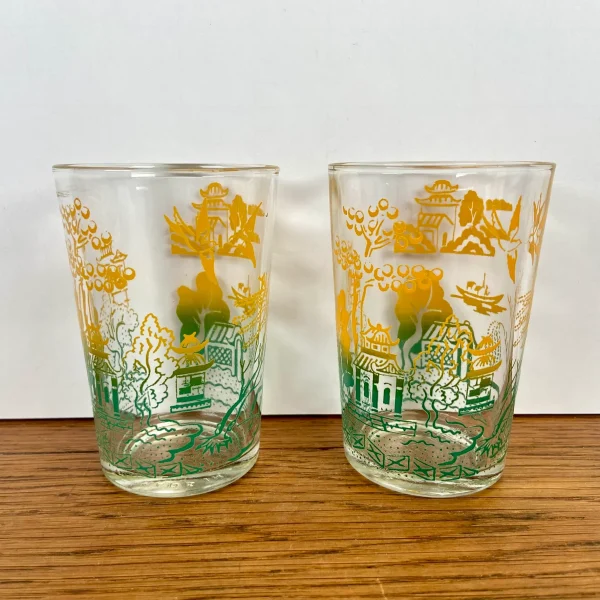 2 kleine vintage glaasjes - 51Dnspod | Smaakvolle damp – Verzendkosten vrij vanaf 40€