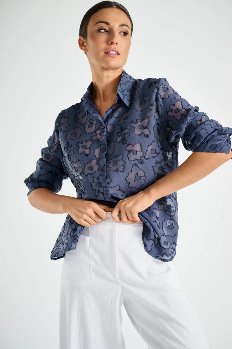 Bloes Donkerblauw Marie Mero ( Bl07/501 ) - 51Dnspod | Smaakvolle damp – Verzendkosten vrij vanaf 40€ Bloes Donkerblauw Marie Mero ( Bl07/501 ) - 51Dnspod | Smaakvolle damp – Verzendkosten vrij vanaf 40€