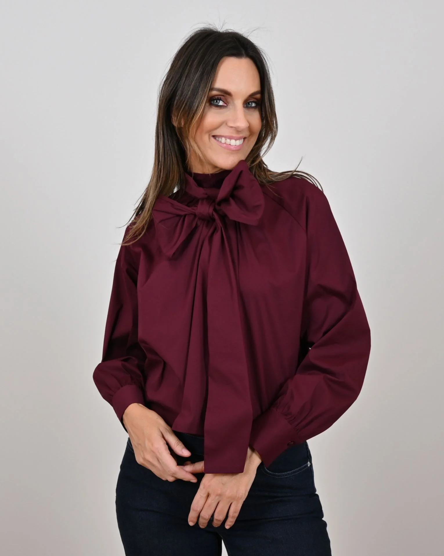 Bloes Bordeaux Leonie De Paris ( 262092 Iris/Bordeaux ) - 51Dnspod | Smaakvolle damp – Verzendkosten vrij vanaf 40€ Bloes Bordeaux Leonie De Paris ( 262092 Iris/Bordeaux ) - 51Dnspod | Smaakvolle damp – Verzendkosten vrij vanaf 40€