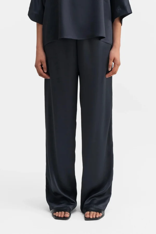 Ahlvar Gallery Ayla Satin Trousers Blue Grey - 51Dnspod | Smaakvolle damp – Verzendkosten vrij vanaf 40€